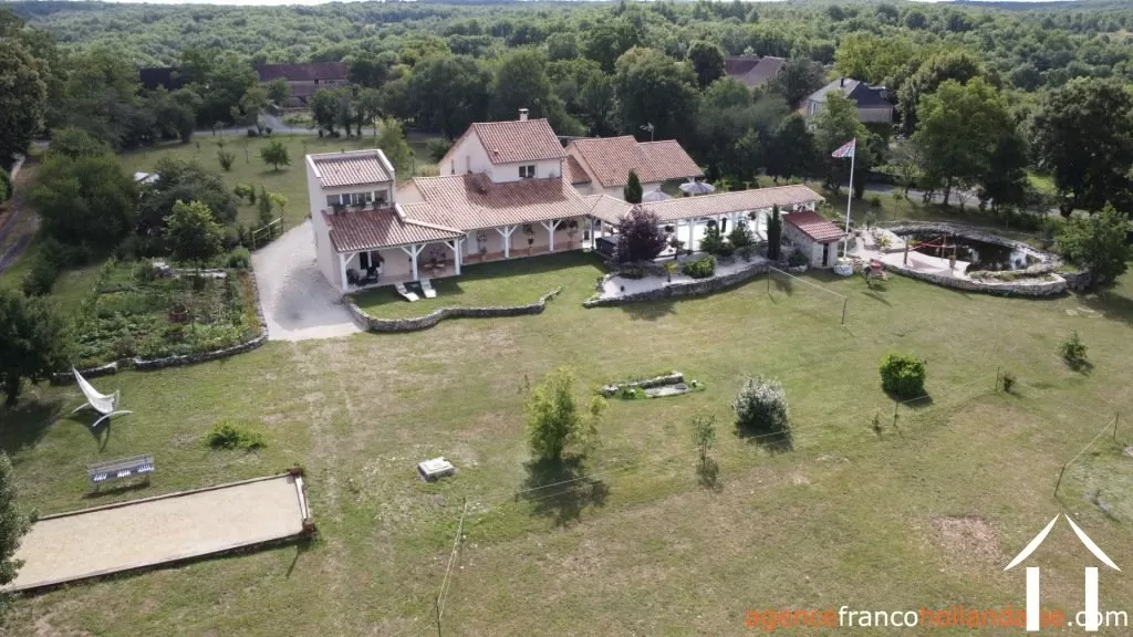 Maison avec gite à vendre brouchaud, aquitaine, Li1068 Image - 23