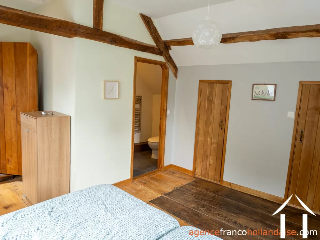 Maison avec gite à vendre lubersac, limousin, Li1070 Image - 32