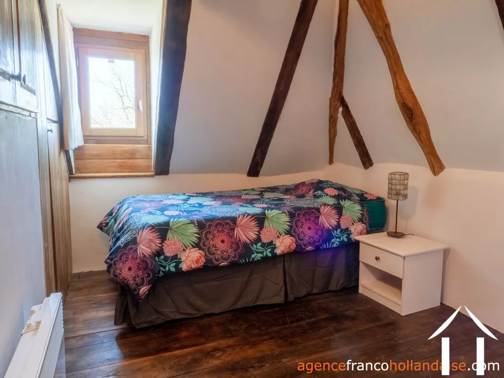 Maison avec gite à vendre lubersac, limousin, Li1070 Image - 70