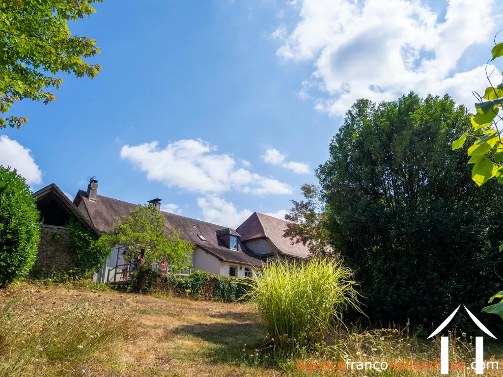 Maison avec gite à vendre lubersac, limousin, Li1070 Image - 49