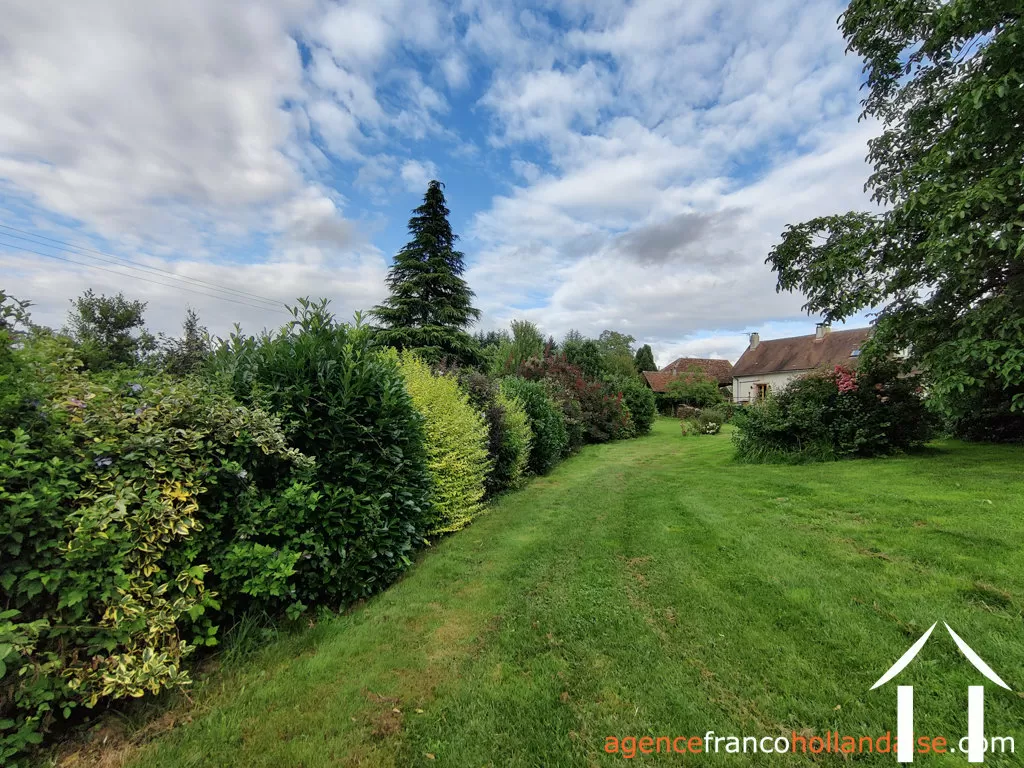 Maison avec gite à vendre lubersac, limousin, Li1070 Image - 86