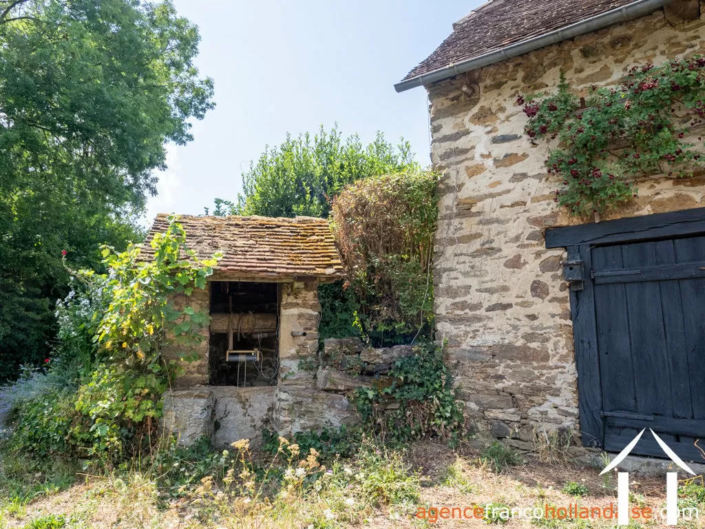 Maison avec gite à vendre lubersac, limousin, Li1070 Image - 100