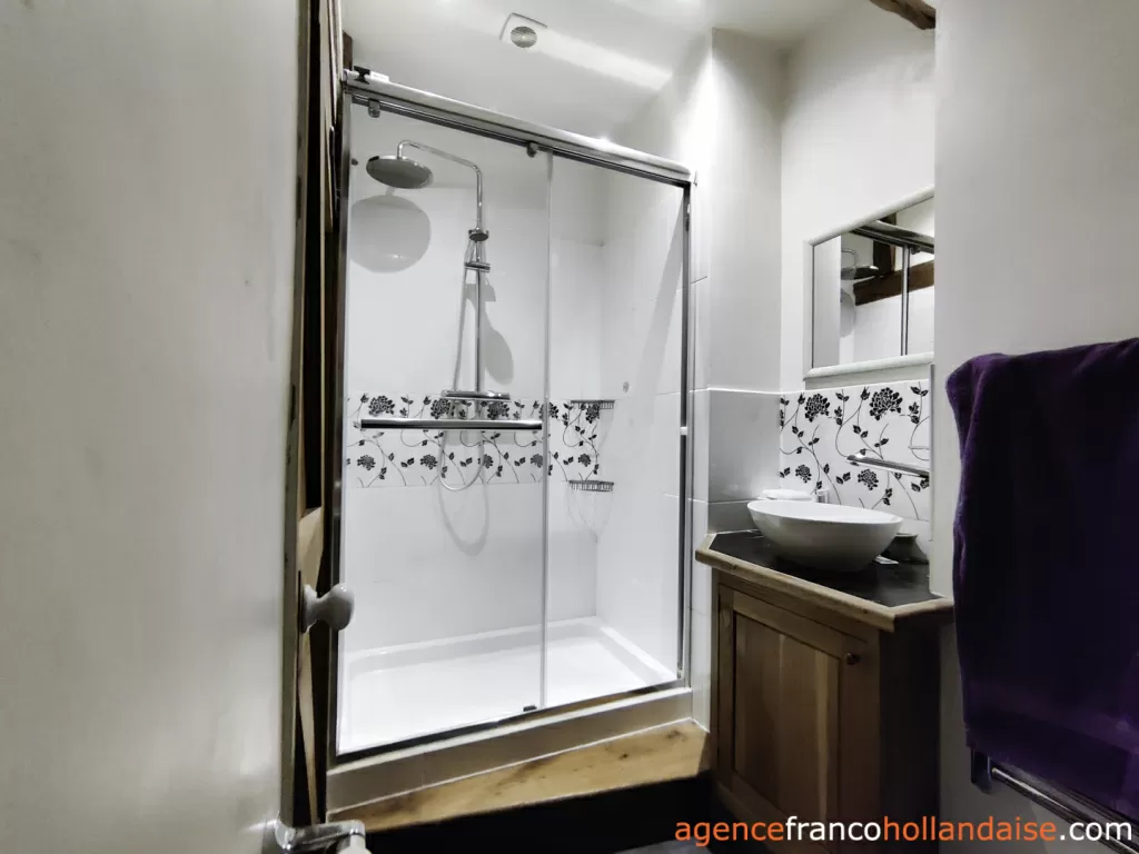 Maison avec gite à vendre lubersac, limousin, Li1070 Image - 21