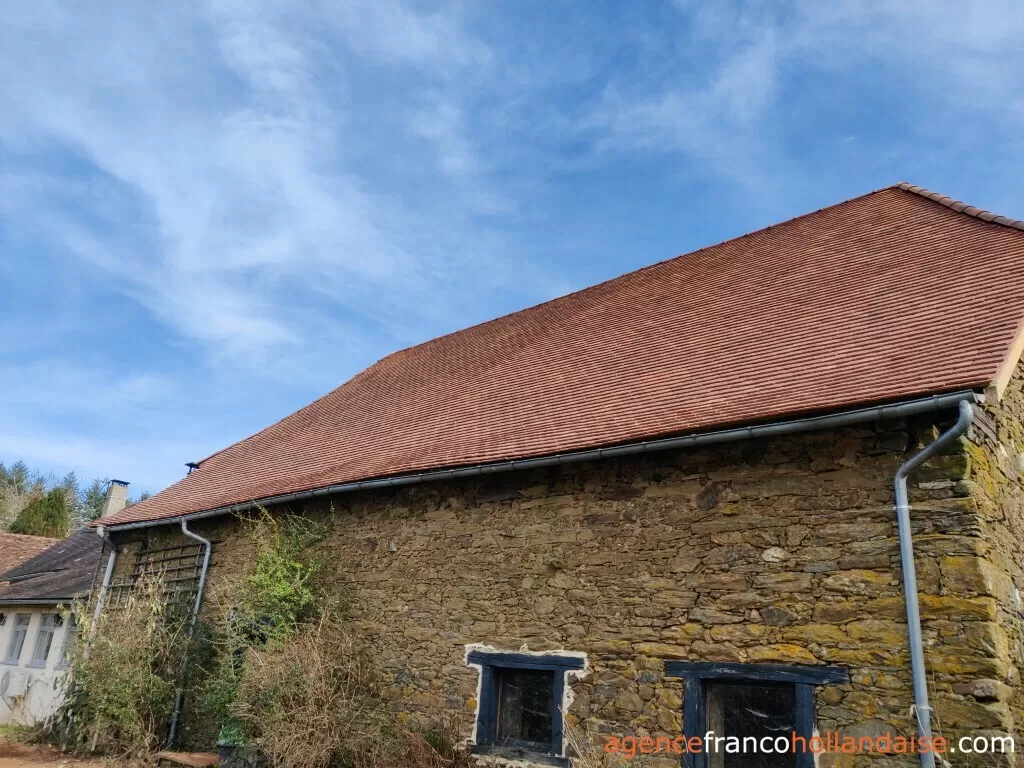 Maison avec gite à vendre lubersac, limousin, Li1070 Image - 32