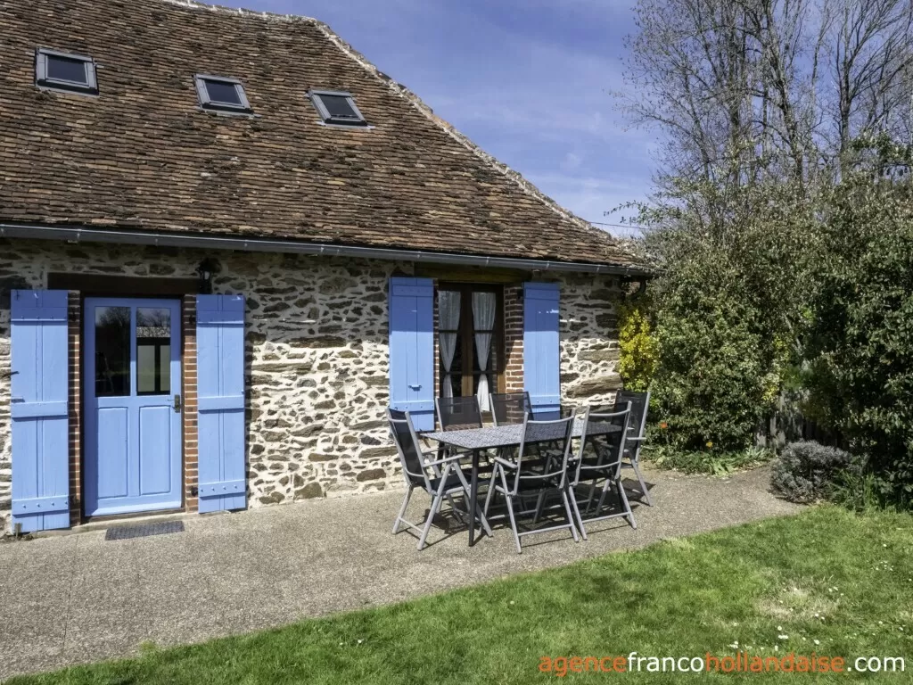 Maison avec gite à vendre lubersac, limousin, Li1070 Image - 56