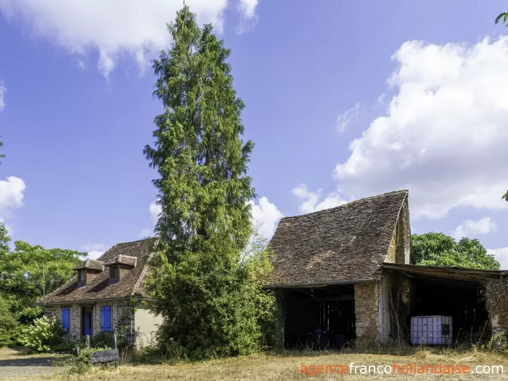 Maison avec gite à vendre lubersac, limousin, Li1070 Image - 57