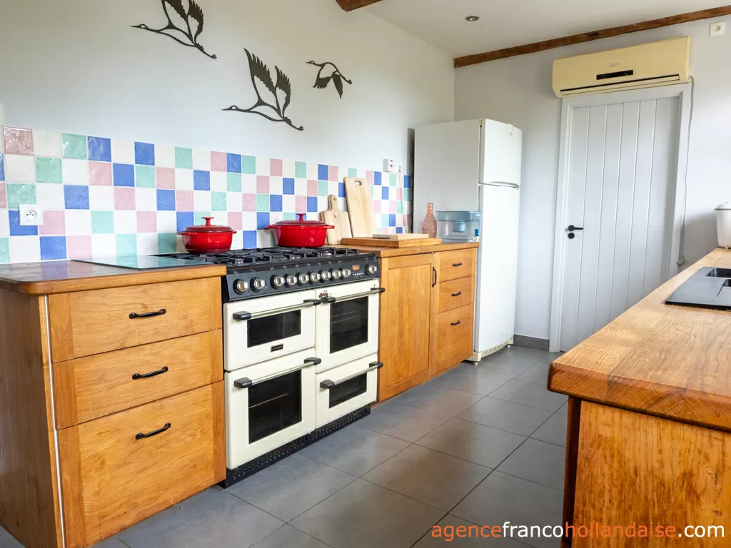 Maison avec gite à vendre lubersac, limousin, Li1070 Image - 23