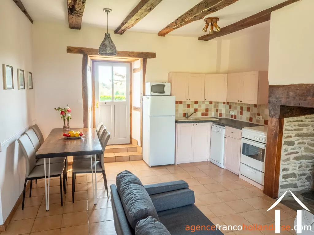 Maison avec gite à vendre lubersac, limousin, Li1070 Image - 67
