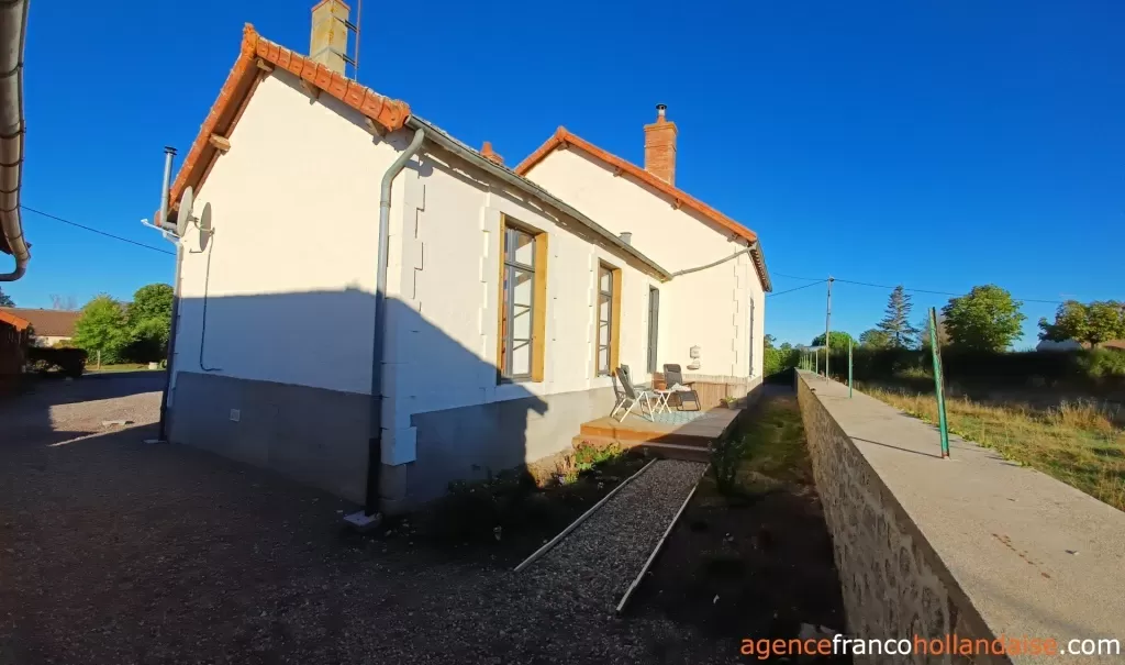 Maison de bourg à vendre neret, centre, Li1072 Image - 34