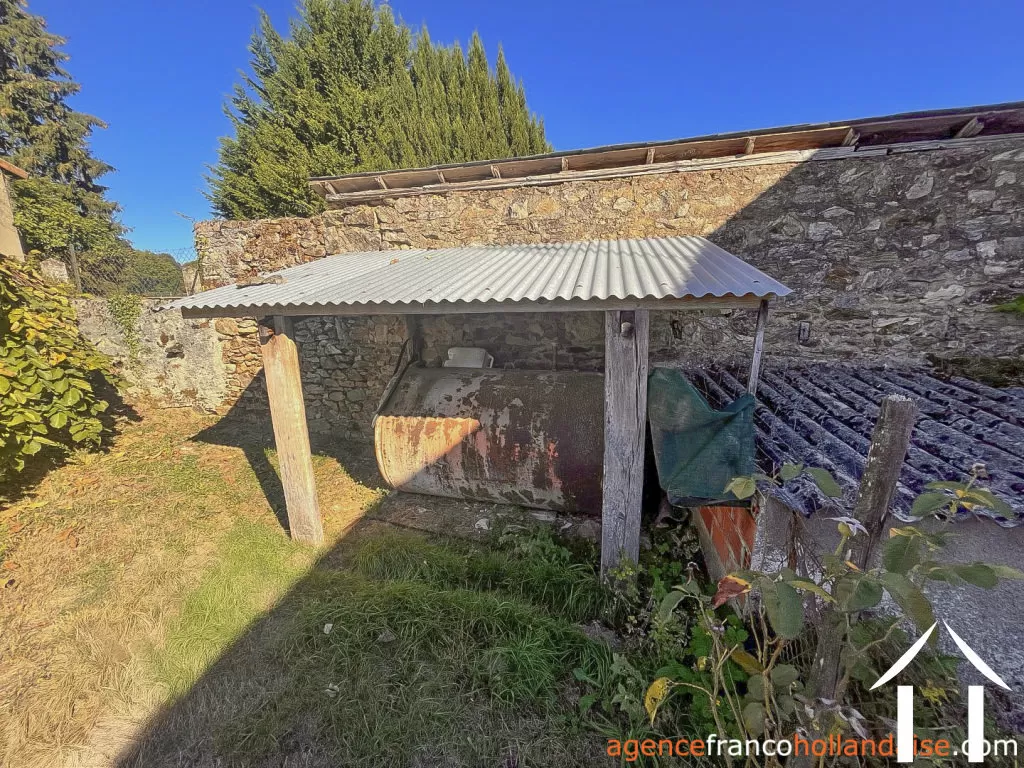 Maison de bourg à vendre st meard, limousin, Li1082 Image - 25