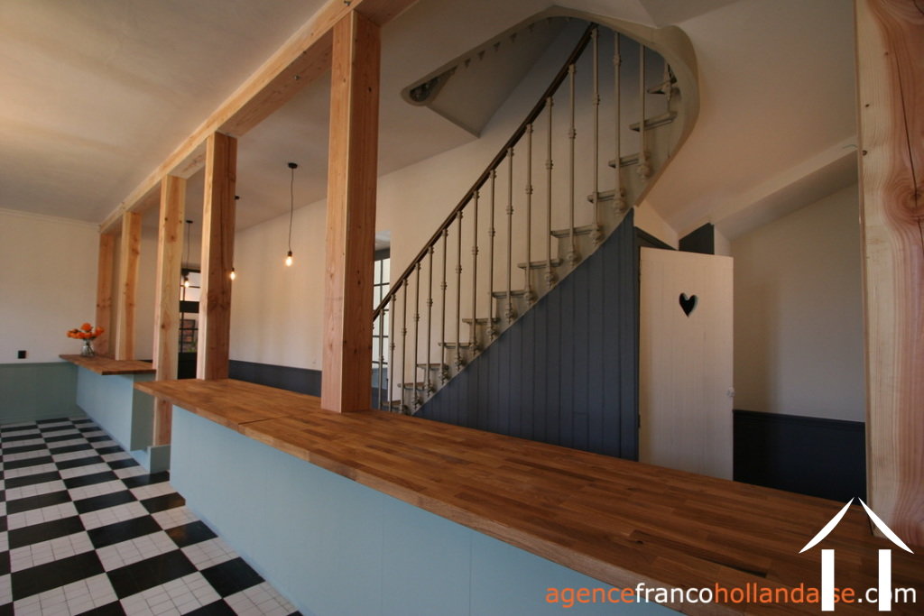 Château à vendre chateauneuf la foret, limousin, Li724 Image - 15