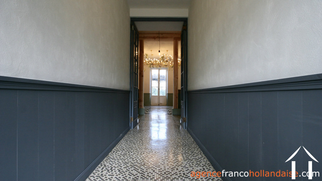 Château à vendre chateauneuf la foret, limousin, Li724 Image - 9