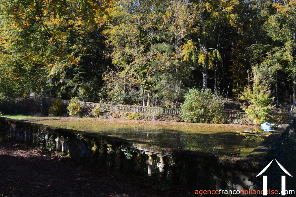 Château à vendre chateauneuf la foret, limousin, Li724 Image - 35