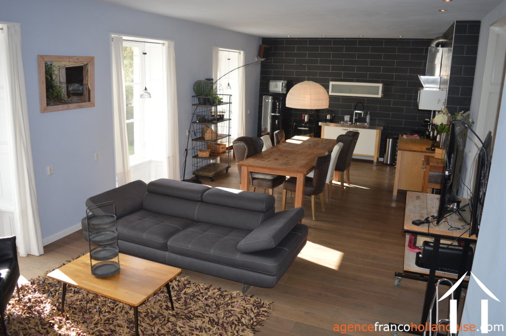 Château à vendre chateauneuf la foret, limousin, Li724 Image - 18