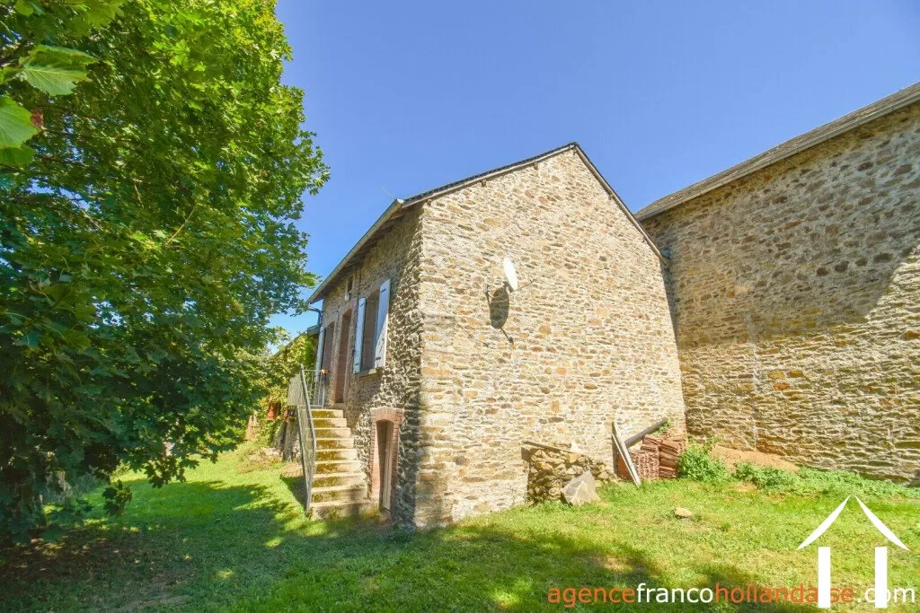 Maison avec gite à vendre neuvic entier, limousin, Li849 Image - 40