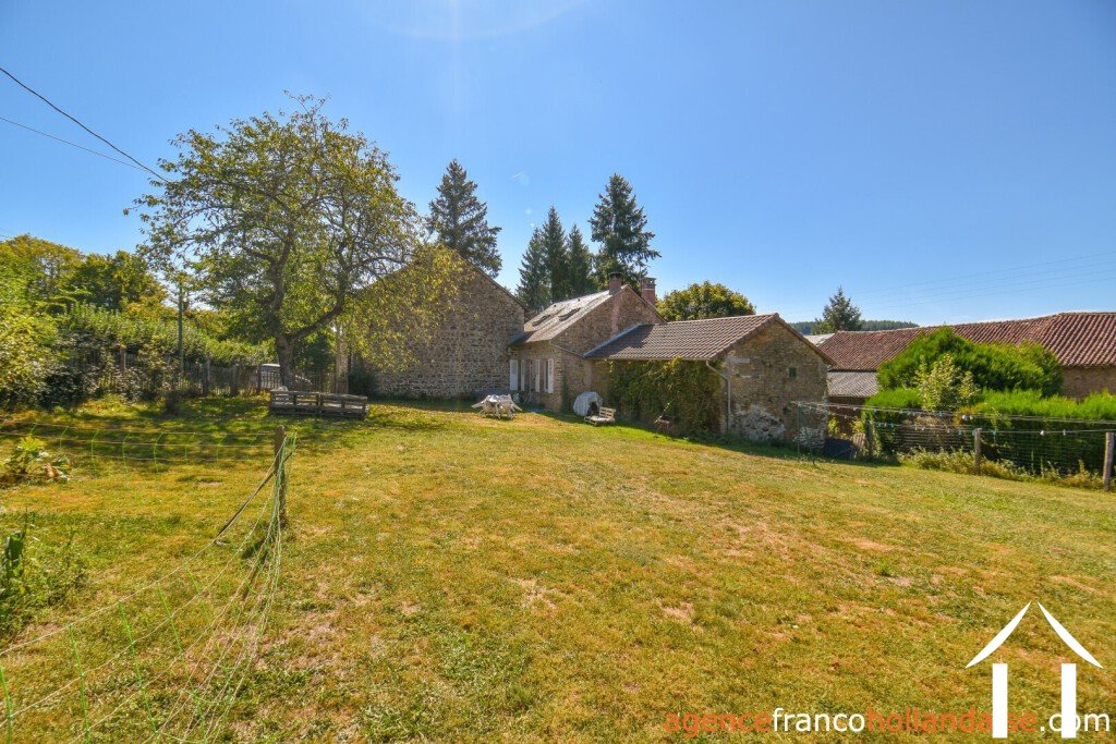 Maison avec gite à vendre neuvic entier, limousin, Li849 Image - 39