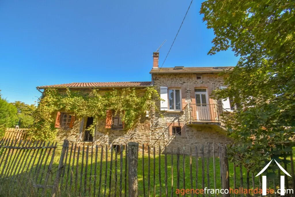 Maison avec gite à vendre neuvic entier, limousin, Li849 Image - 46