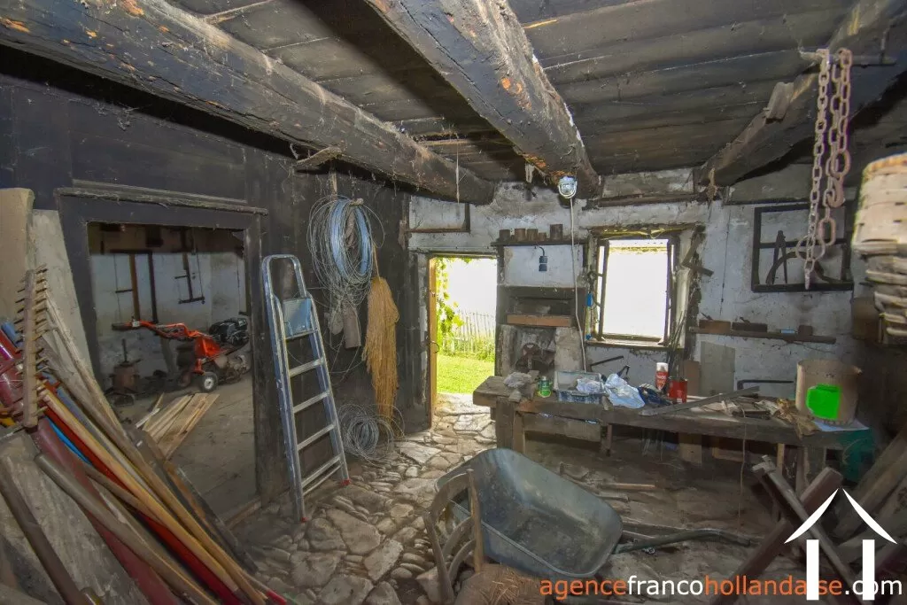 Maison avec gite à vendre neuvic entier, limousin, Li849 Image - 44