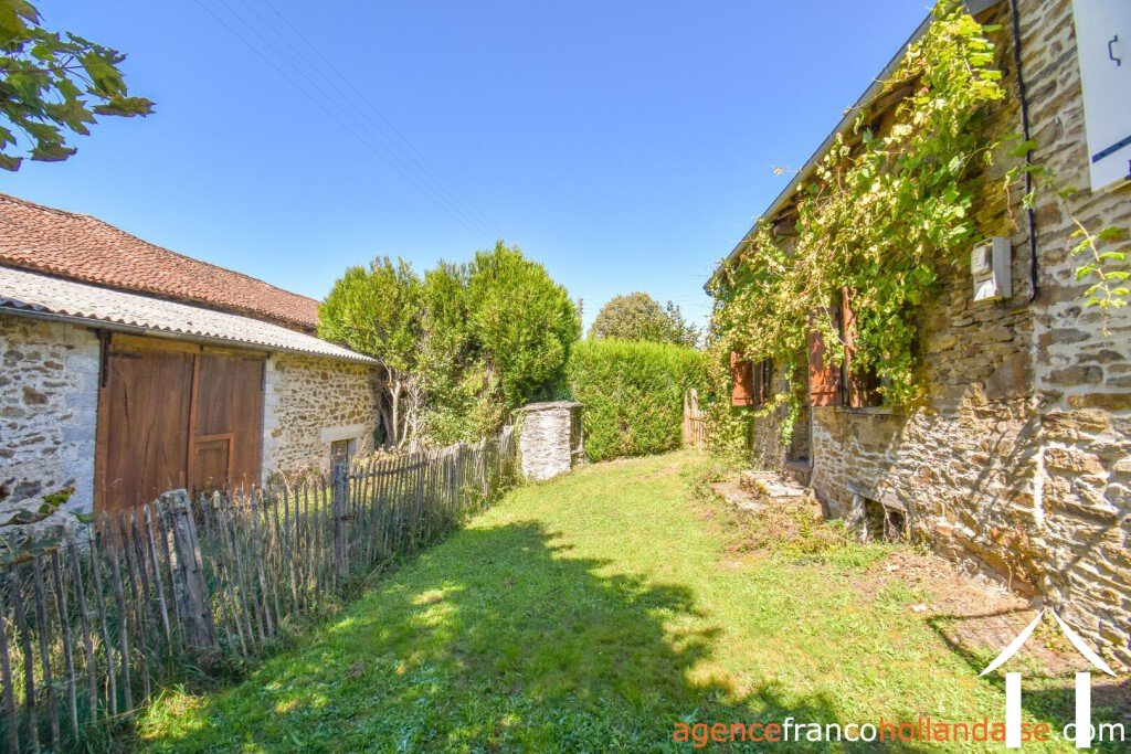Maison avec gite à vendre neuvic entier, limousin, Li849 Image - 49