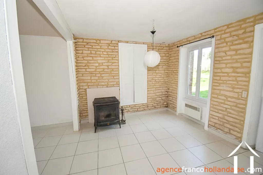 Maison avec gite à vendre neuvic entier, limousin, Li849 Image - 25
