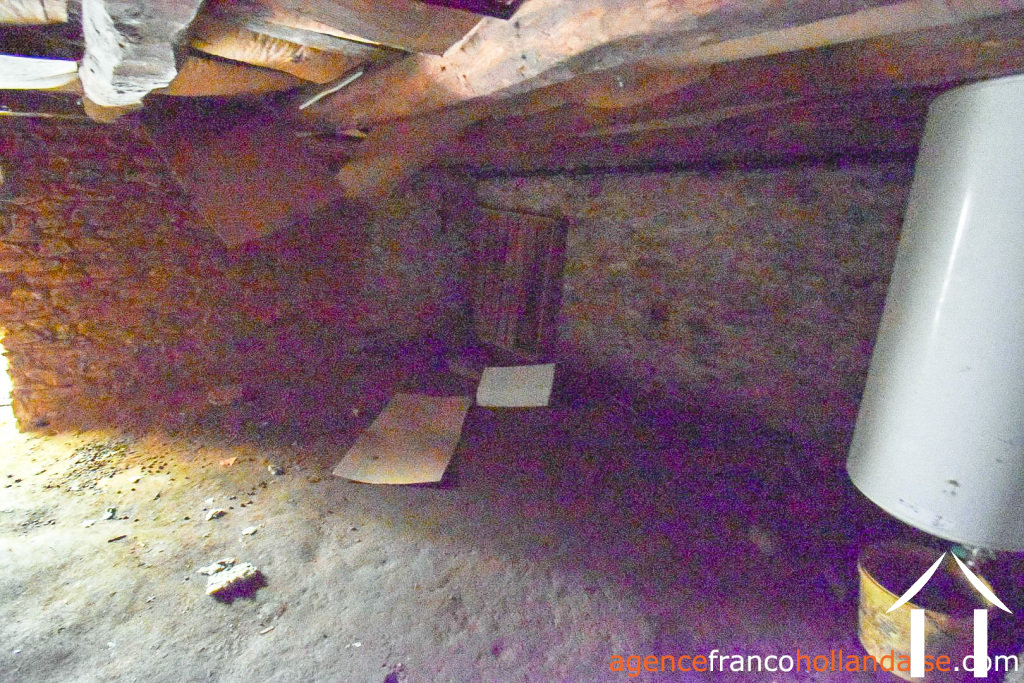 Maison de bourg à vendre linards, limousin, Li856 Image - 45