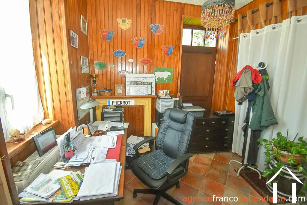 Maison de bourg à vendre la croisille sur briance, limousin, Li891 Image - 25