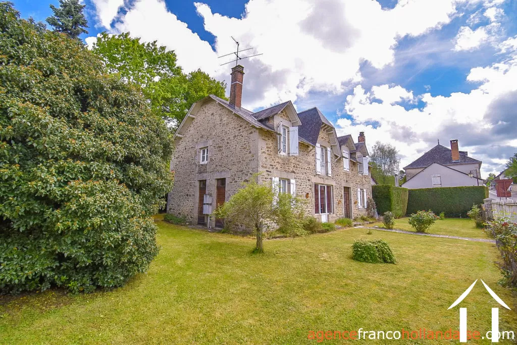 Maison de bourg à vendre la croisille sur briance, limousin, Li891 Image - 1