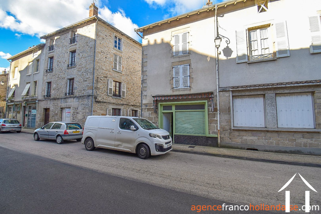 Maison de bourg à vendre eymoutiers, limousin, Li892 Image - 1
