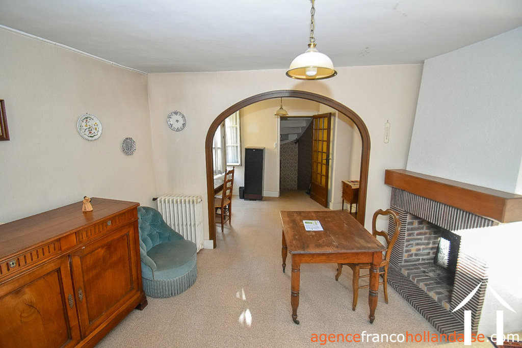 Maison de bourg à vendre eymoutiers, limousin, Li892 Image - 11