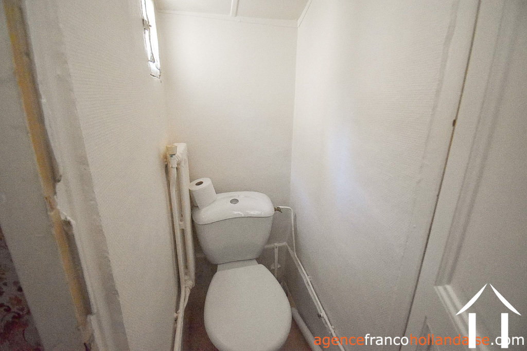 Maison de bourg à vendre eymoutiers, limousin, Li892 Image - 17