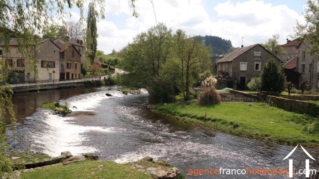 Maison en pierre à vendre eymoutiers, limousin, Li899 Image - 34