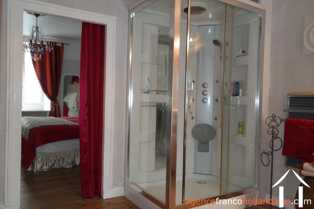 Maison en pierre à vendre eymoutiers, limousin, Li899 Image - 11