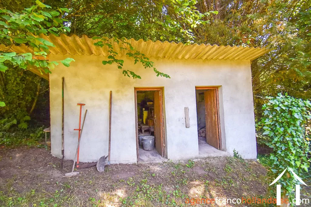 Maison à vendre nedde, limousin, Li913 Image - 37