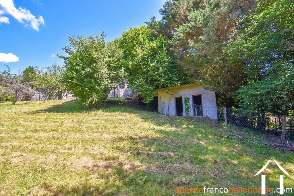 Maison à vendre nedde, limousin, Li913 Image - 38