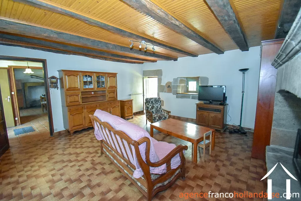 Maison à vendre nedde, limousin, Li913 Image - 9