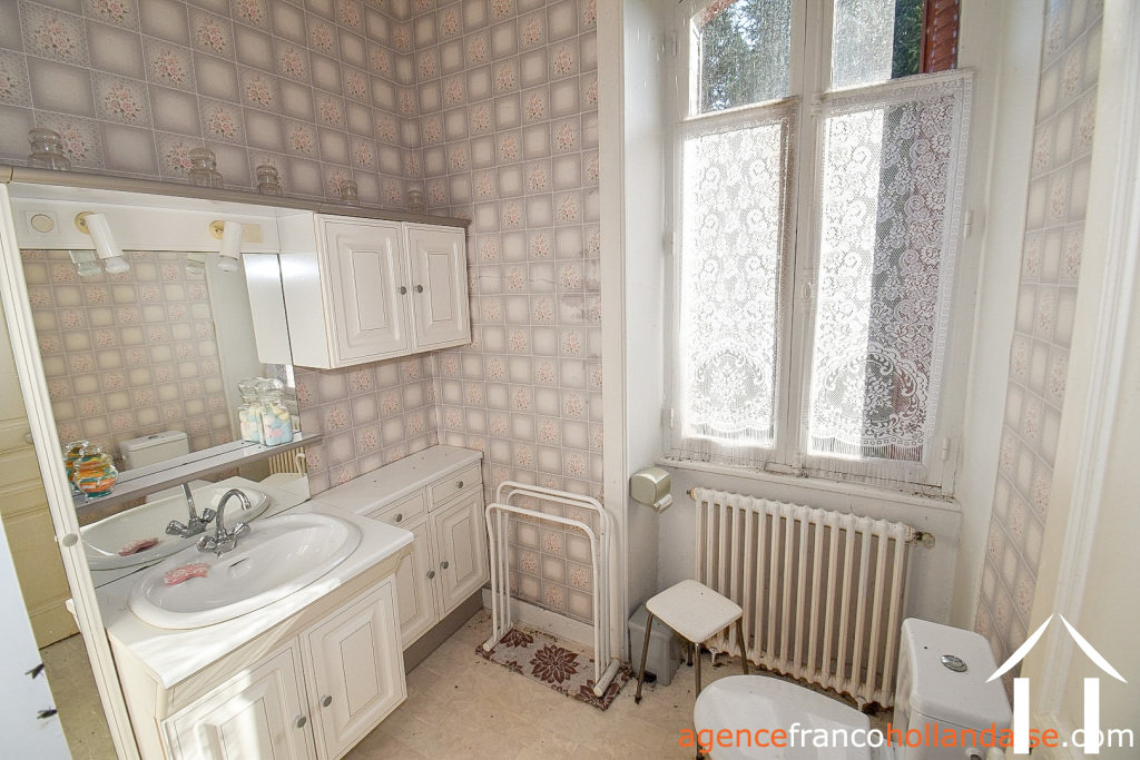 Maison de bourg à vendre surdoux, limousin, Li917 Image - 12