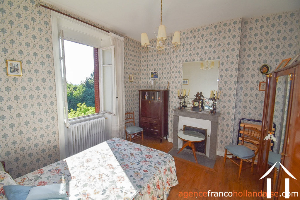 Maison de bourg à vendre surdoux, limousin, Li917 Image - 13