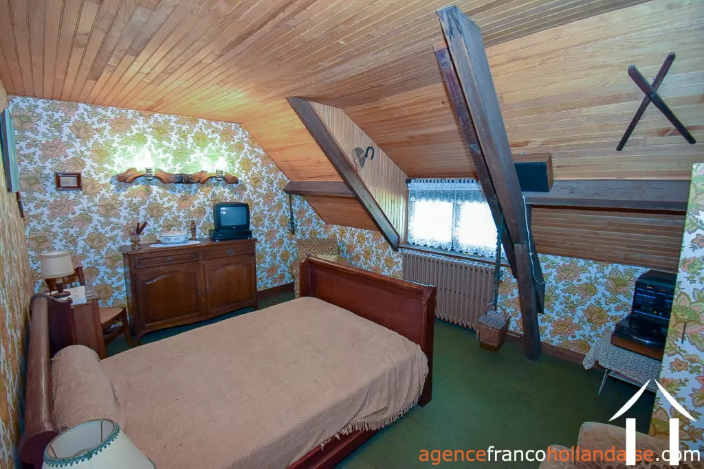 Maison de bourg à vendre surdoux, limousin, Li917 Image - 24