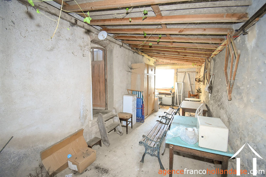 Maison de bourg à vendre surdoux, limousin, Li917 Image - 32