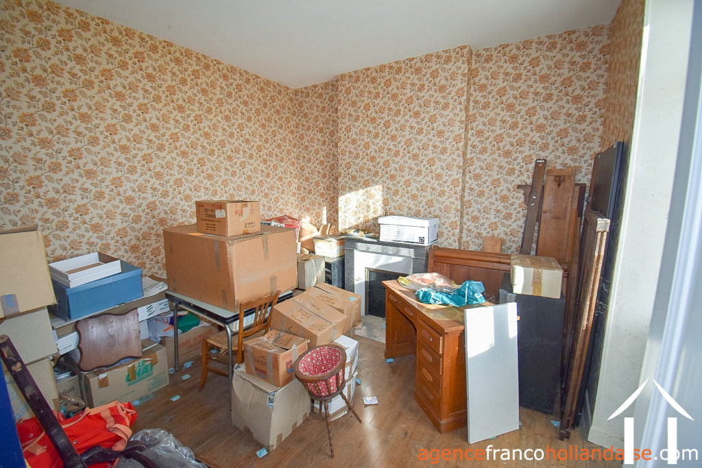 Maison de bourg à vendre surdoux, limousin, Li917 Image - 36