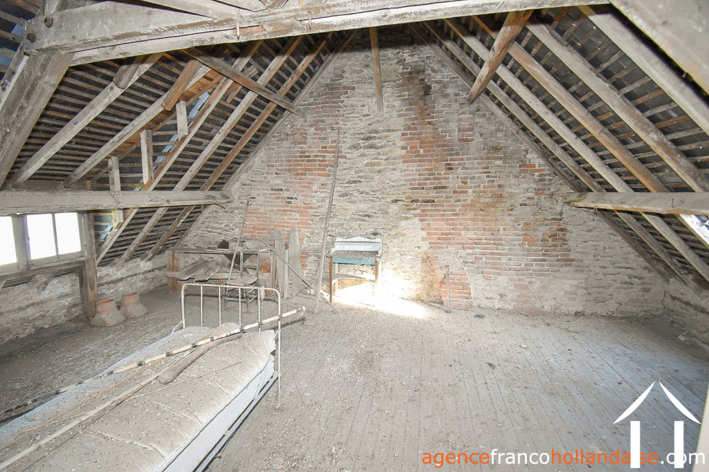 Maison de bourg à vendre surdoux, limousin, Li917 Image - 37