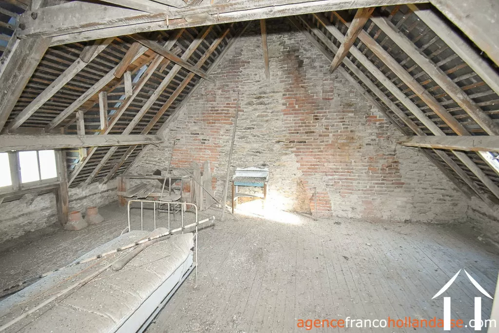 Maison de bourg à vendre surdoux, limousin, Li917 Image - 36