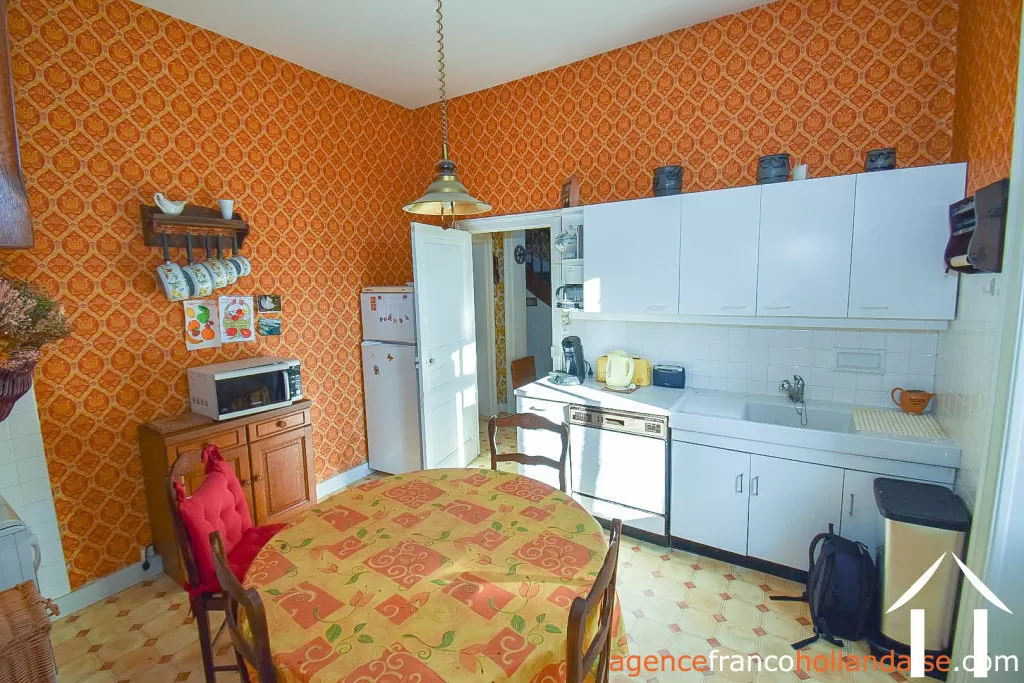 Maison de bourg à vendre surdoux, limousin, Li917 Image - 5