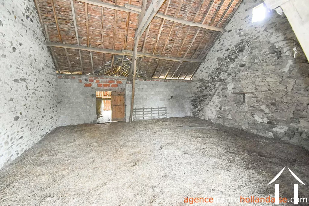 Maison à vendre la porcherie, limousin, Li939 Image - 27