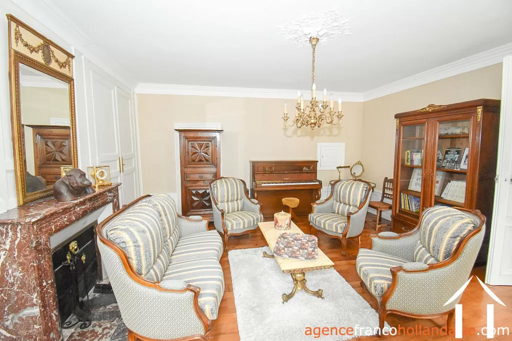 Manoir à vendre ussel, auvergne, Li944 Image - 6