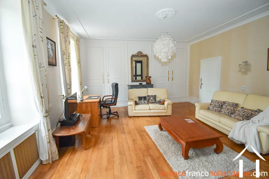 Manoir à vendre ussel, auvergne, Li944 Image - 25