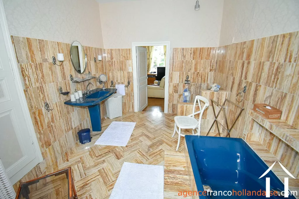 Manoir à vendre ussel, auvergne, Li944 Image - 29