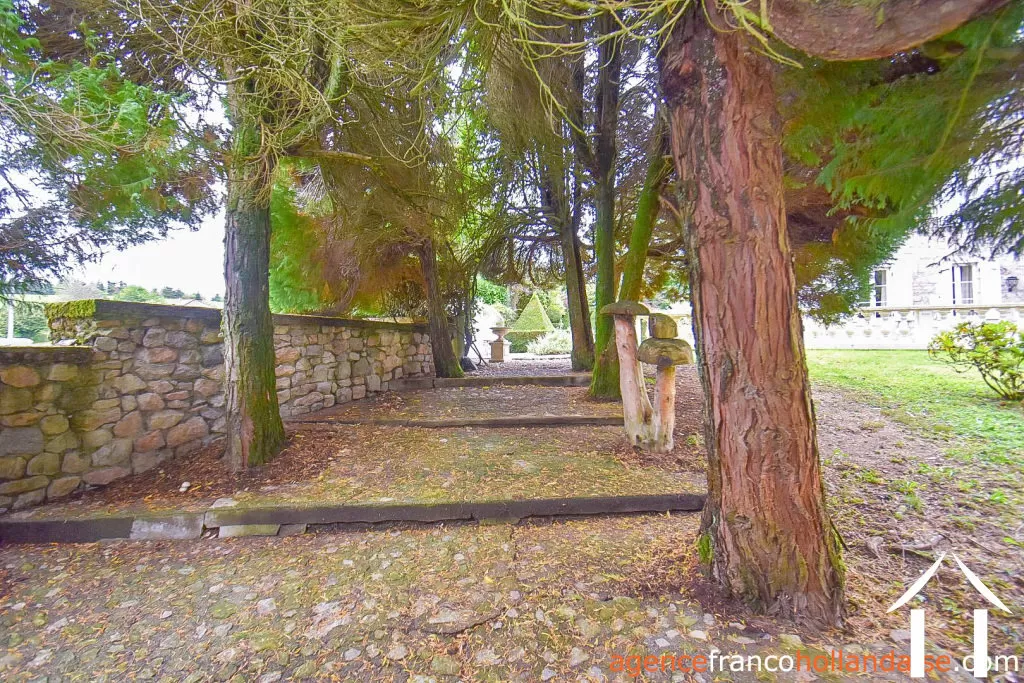 Manoir à vendre ussel, auvergne, Li944 Image - 76