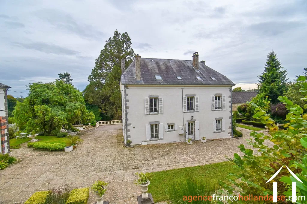 Manoir à vendre ussel, auvergne, Li944 Image - 78