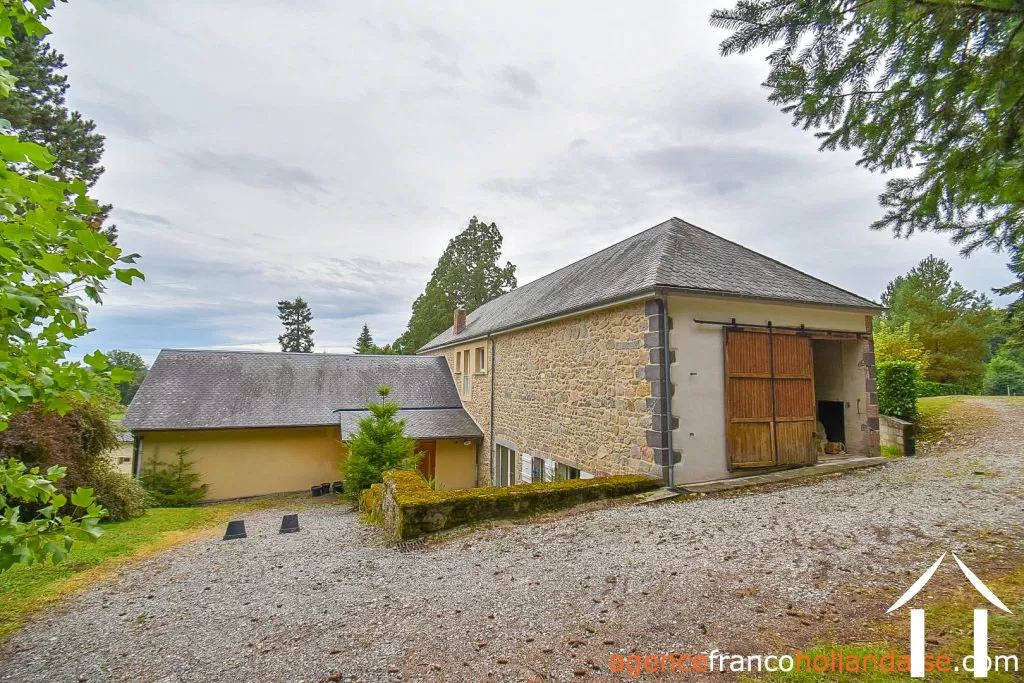 Manoir à vendre ussel, auvergne, Li944 Image - 82